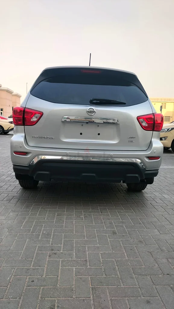 2017 Nissan Pathfinder SL – Leather, Loaded, Great Condition.63148166012162114