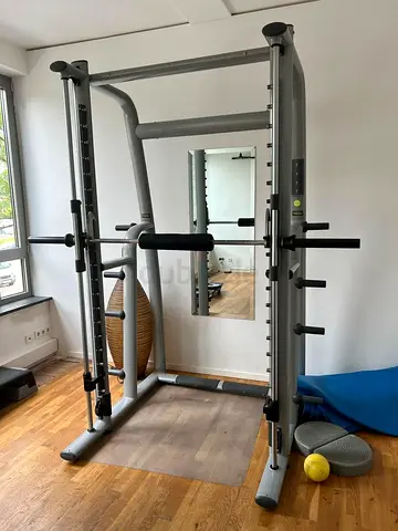 Technogym Multi-Tower Smith Machine: Your All-in-One Strength Solution!