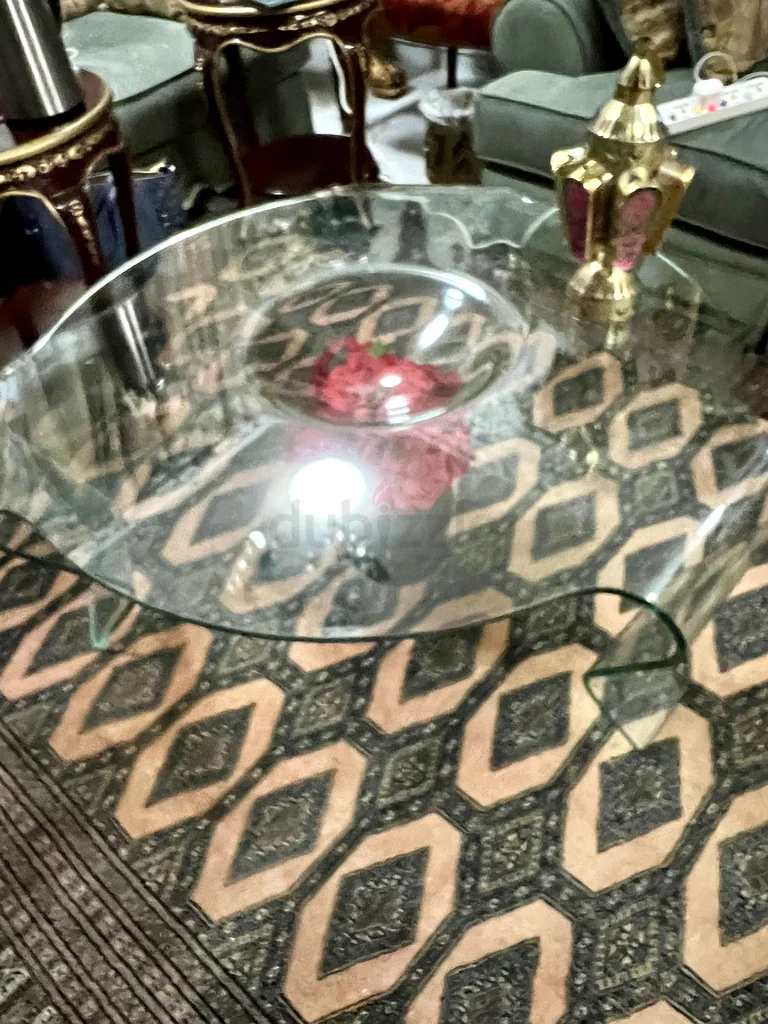 طاولة قهوة زجاجية من مارينا63179391098625114