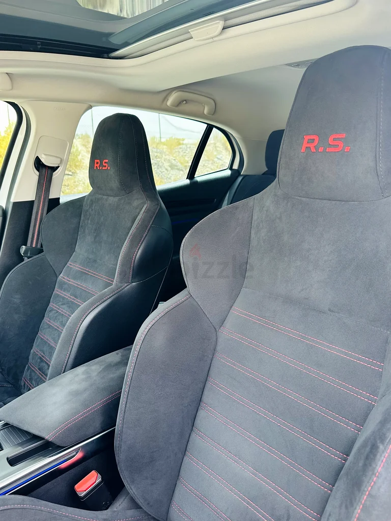 RENAULT MEGANE RS DUBAÏ63176617872515112