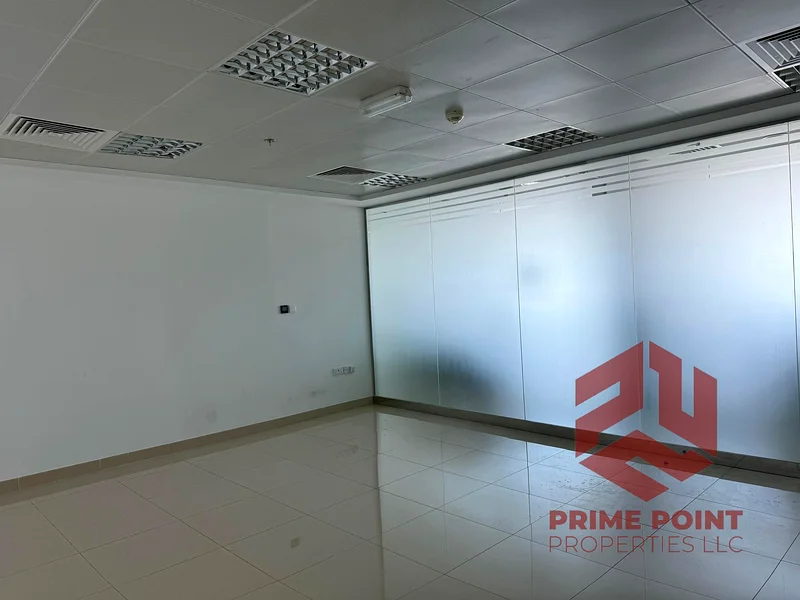 READY TO MOVE IN I FULLY FITTED I MAINTENANCE FREE | CHILLER FREE63195608842882113
