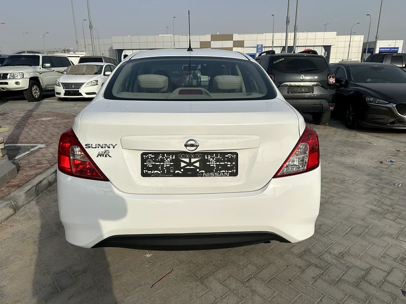 نيسان صني موديل 2022 خليجي بحاله ممتازه صبغ وكاله63167094269059114