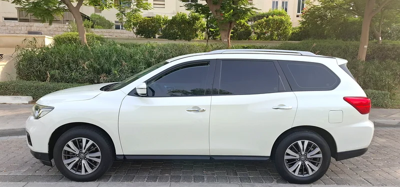 نissan باثفايندر 2018 فقط 89000 كم، تم صيانتها بالكامل وبحالة ممتازة63148166607233111