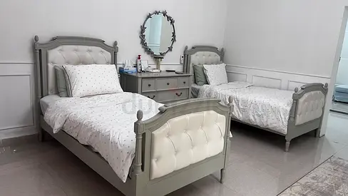 Elegant Grey Bed Set with Nightstand - Perfect for Your Bedroom!