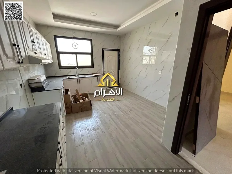 أرخص سعر في الحيلو 2، تاون هاوس حديث، يشمل رسوم التسجيل ورسوم الملكية، لمدة عشرة أيام.63187687099907114