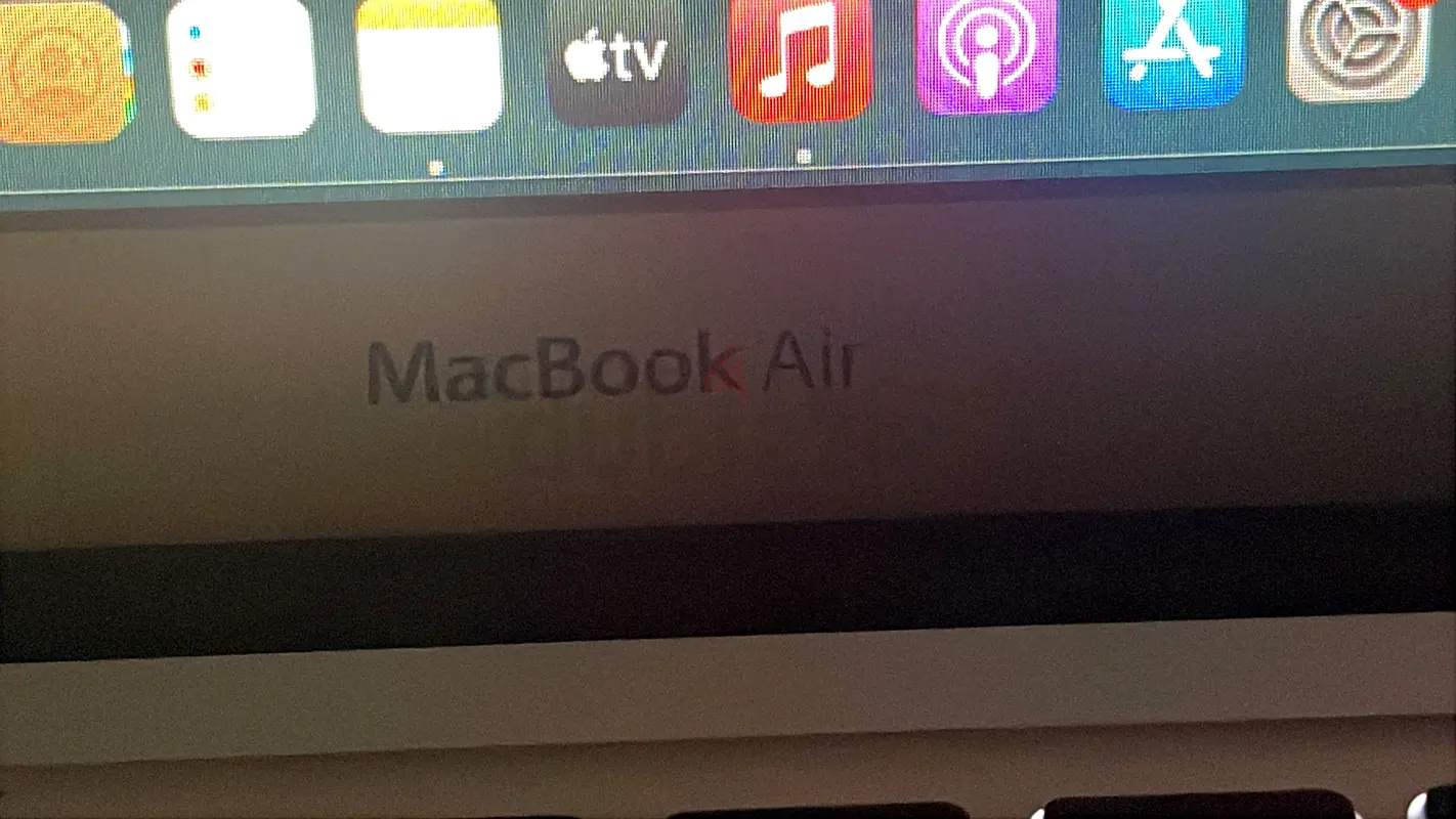 MacBook Air63255534730114111