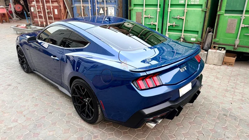 للطراز Mustang GT الممتاز، اللون الأزرق الملكي63148646724354114