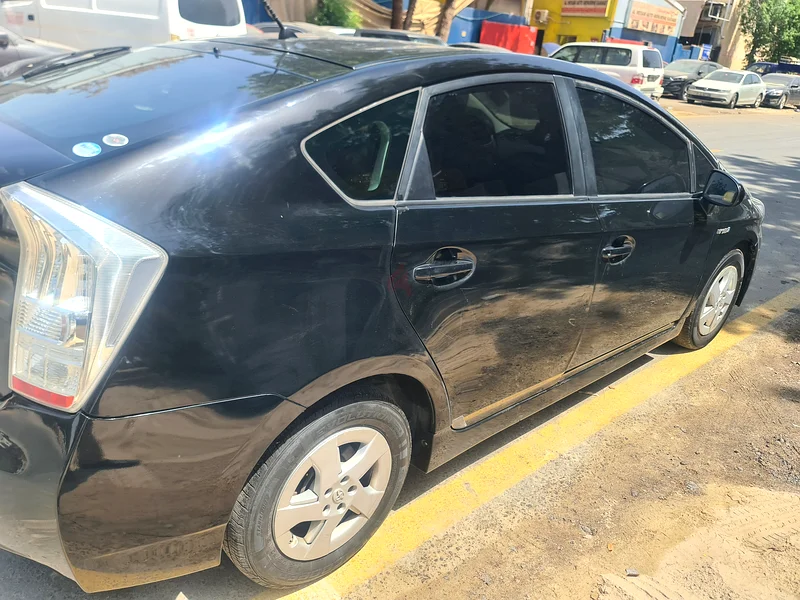 2011 تويوتا بريوس هجين للبيع63137335881985114