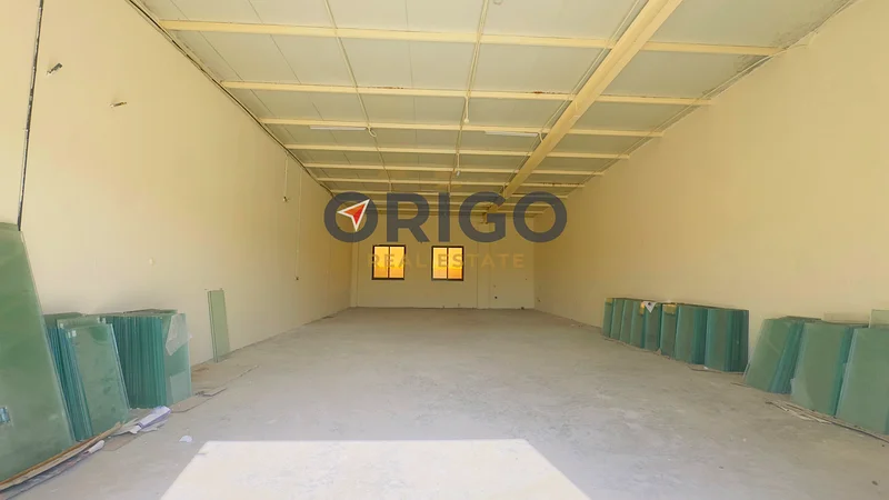 Spacious warehouses |Close to Markets| parking space63168501649795111