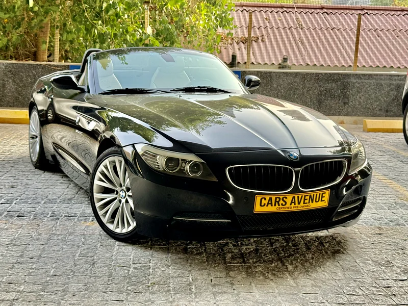 BMW Z4 Hardtop Convertible 2010 – Immaculate Condition | Six cylinders62930626668930112