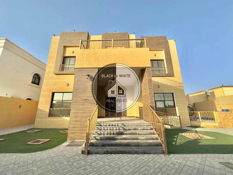فيلا مُحسّنة بـ 6 غرف نوم مع مسبح | الرفعة63813839279233111