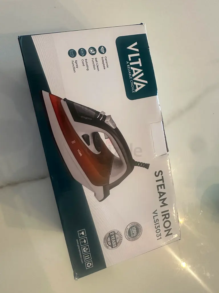 Iron box, never used, unopen box.. free gift63253470880131112