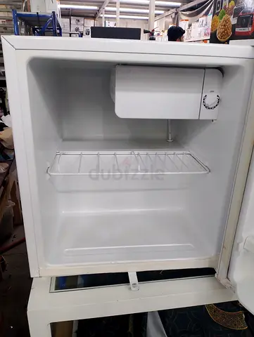 Mini refrigerator