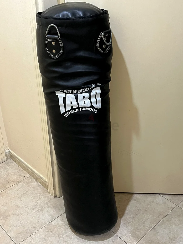 Heavy-Duty Tabo Punching Bag for Sale - Perfect for Boxing Training! Send a message for more info.63242169845891110