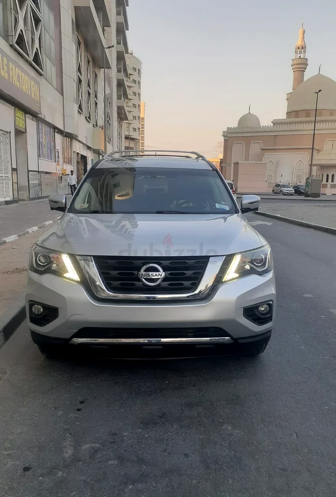 2017 Nissan Pathfinder SL – Leather, Loaded, Great Condition.63148166012162111