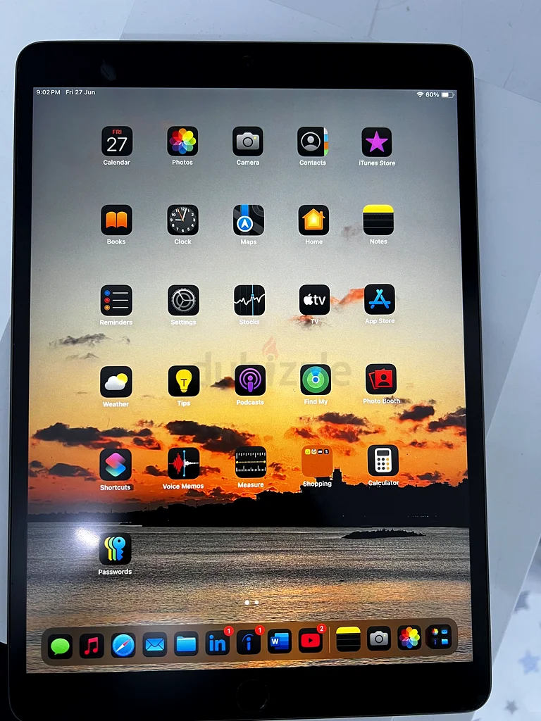 iPad Air 3rd Gen. + Apple Pencil + Case ( 64 GB UAE version)63214897208195112