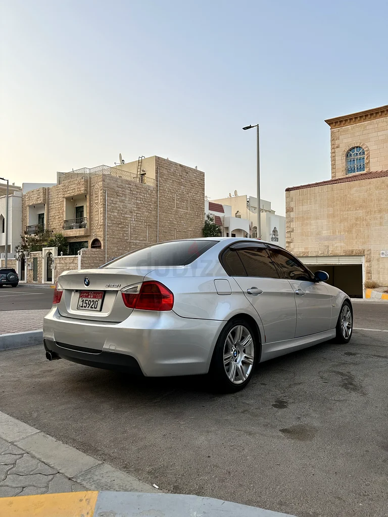 بي إم دبليو E90 323i63158800526979112