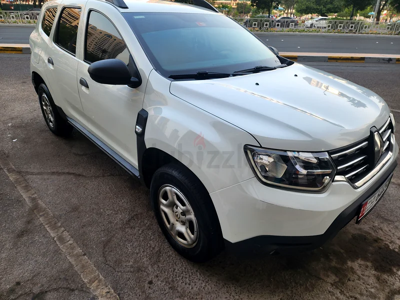 رينو داستر بدون أي طلاء / محرك 2.062929645329409113