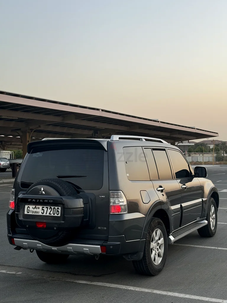 Mitsubishi pajero 201163153228480386112