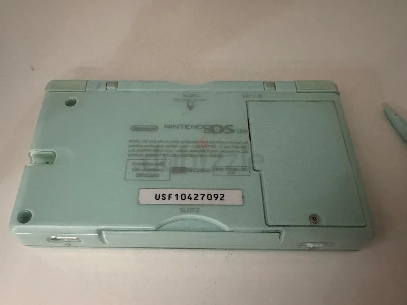 Nintendo Ds lite63173867119618112