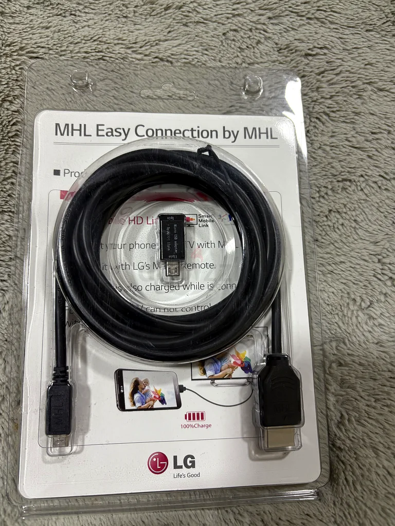 Connect Your Devices Seamlessly with MHL Easy Connection Cable!63260217207681110