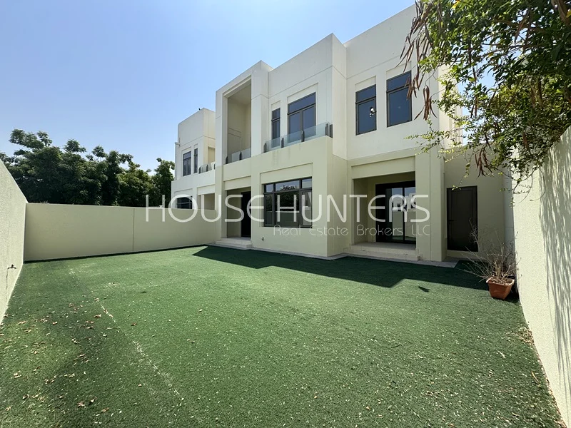 واسعة /4 غرف نوم وغرفة دراسية/ وحدة نهاية629376191253771113