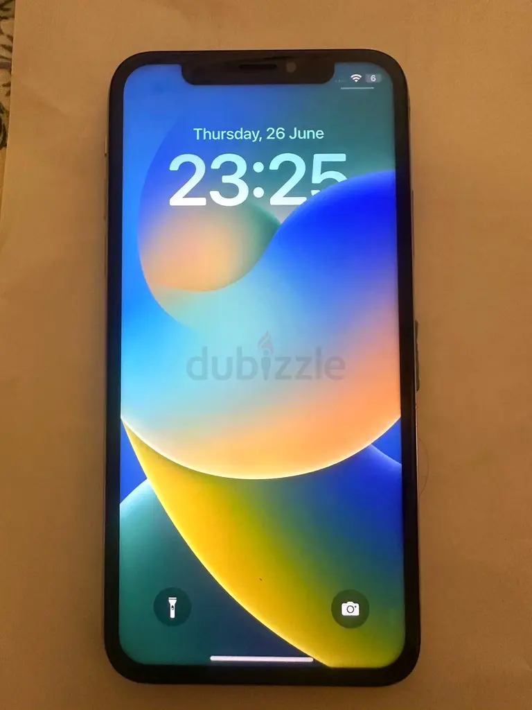 آيفون X
