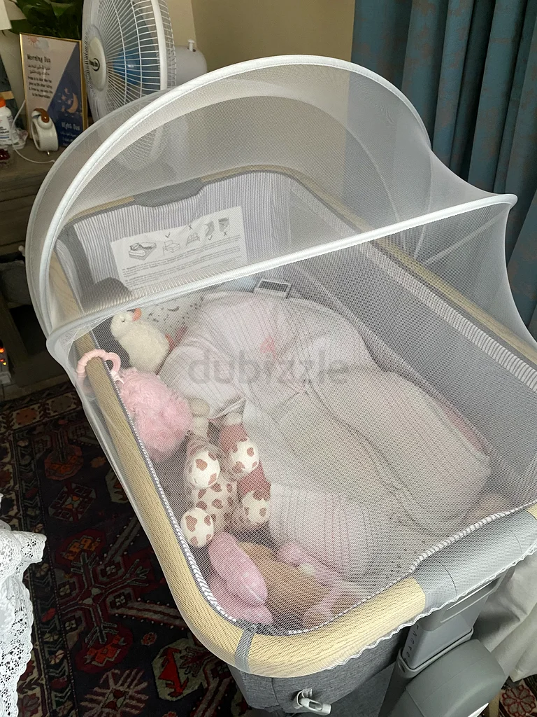 Chic Baby Bassinet /co sleeper (kilo boo)– Comfortable and Stylish for Your Newborn!63205883896067111