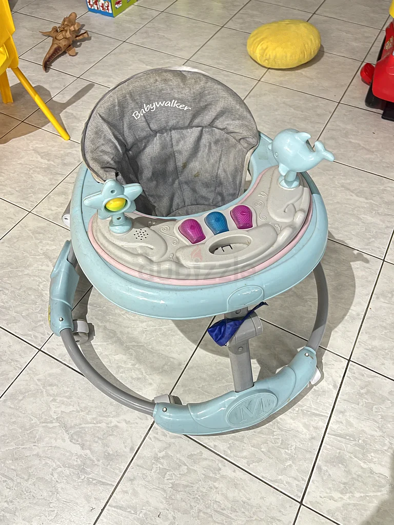 Engaging Baby Walker for Sale - Excellent Condition!63206390574595111