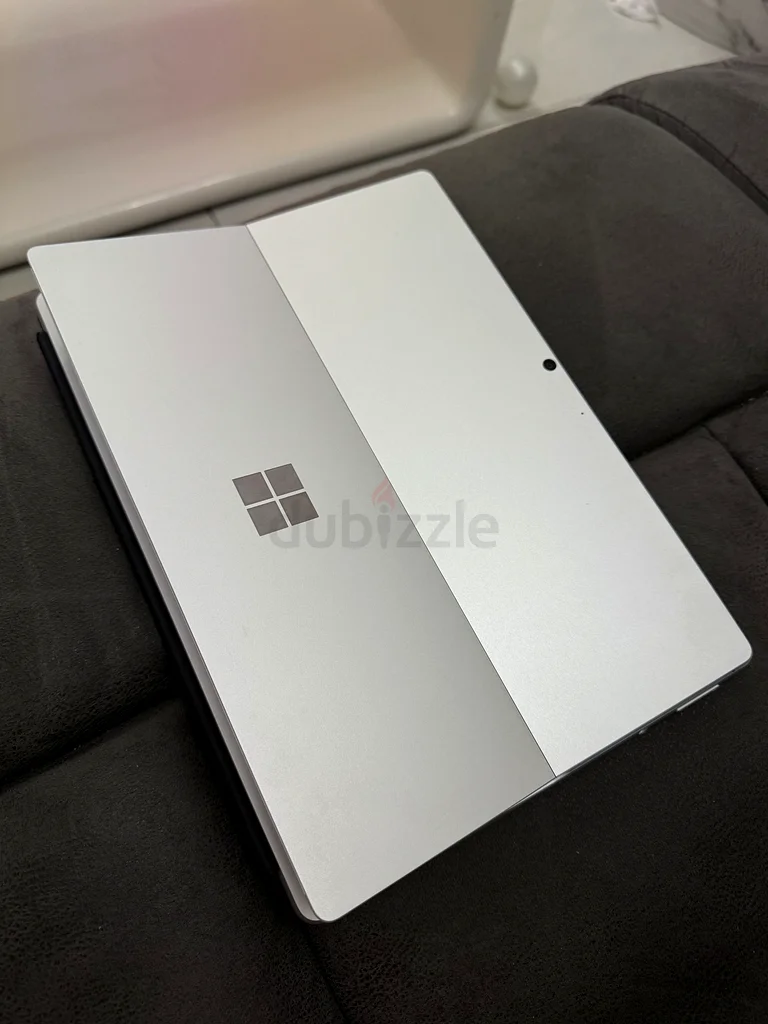 مايكروسوفت سيرفيس برو 862863826006659112