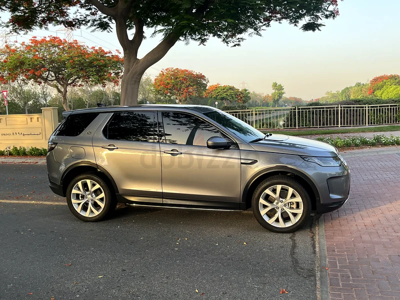 Stunning! Discovery HSE Luxury 2021 UNDER warranty + Full Service History 7 Seats Top of the Line!63159711741699112