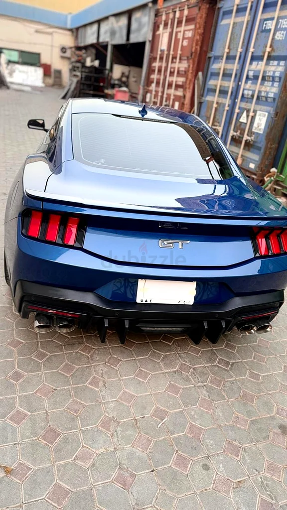 للطراز Mustang GT الممتاز، اللون الأزرق الملكي63148646724354112