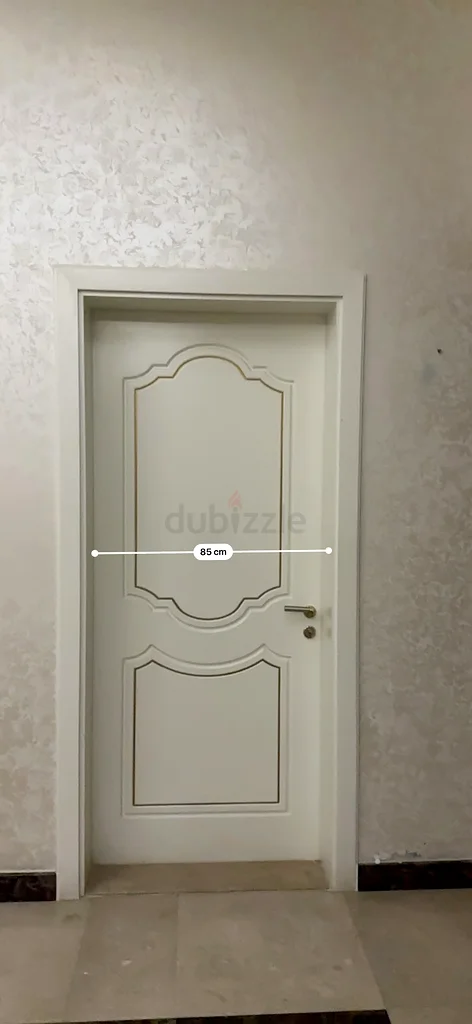 باب داخلي كلاسيكي أنيق للبيع!63190122077314111