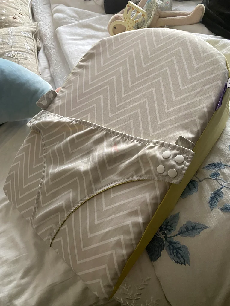 Chic Baby Bassinet /co sleeper (kilo boo)– Comfortable and Stylish for Your Newborn!63205883896067114