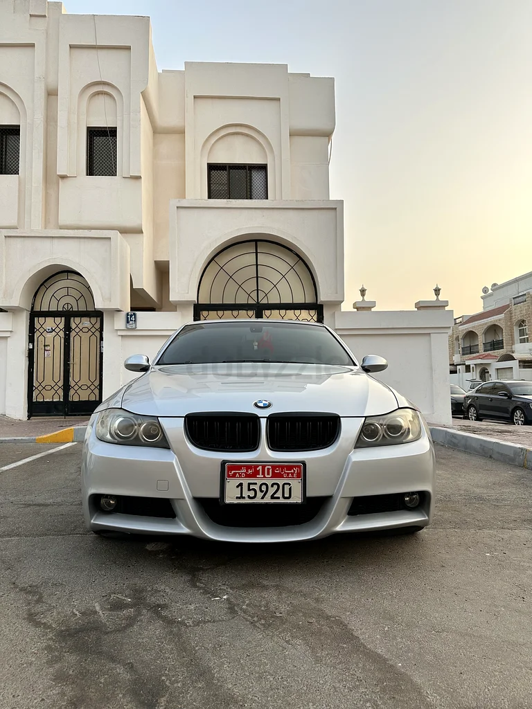 بي إم دبليو E90 323i63158800526979111