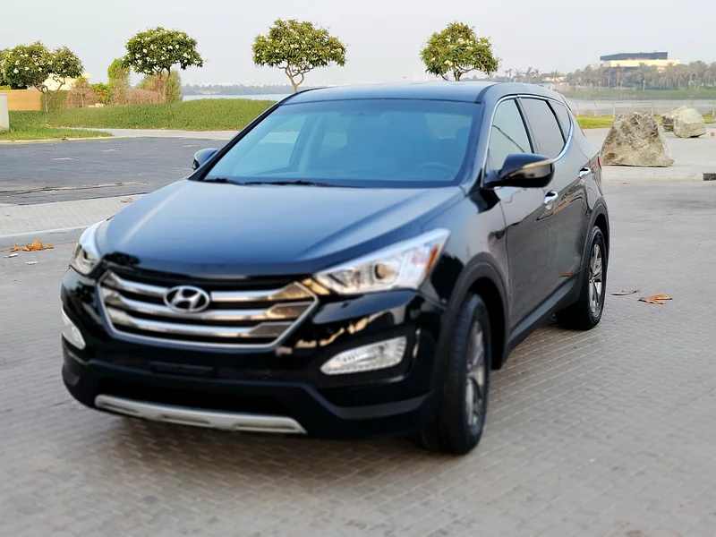 Santafe 2016 USA 4 Cylinder Clean Inside Out Immaculate Condition With Low KM Good For Family Use631712995746581123