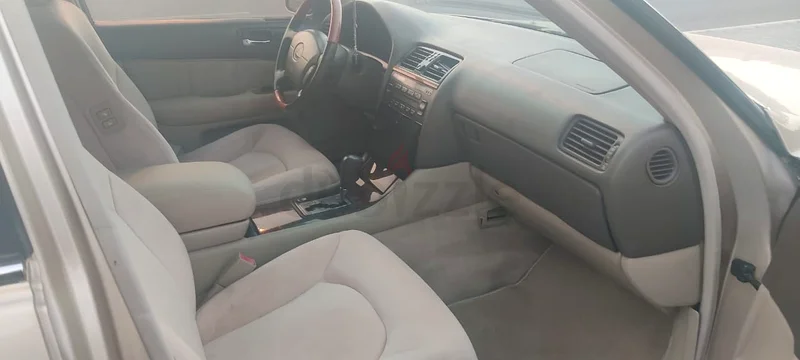 Lexus LS-40063149580437250113