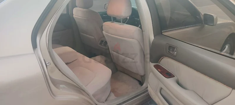 Lexus LS-40063149580437250112