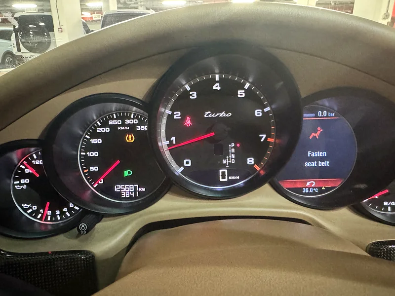 Porsche Panamera S Turbo 4.8LT V863169916263937111