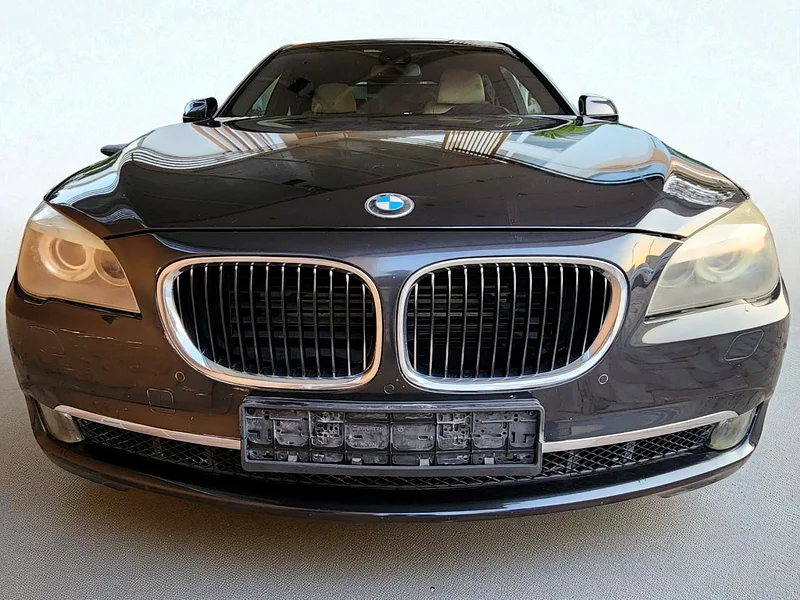 BMW 750i V8 | 2011 | Fully Loaded | GCC Specs | Excellent Condition63177101744387111