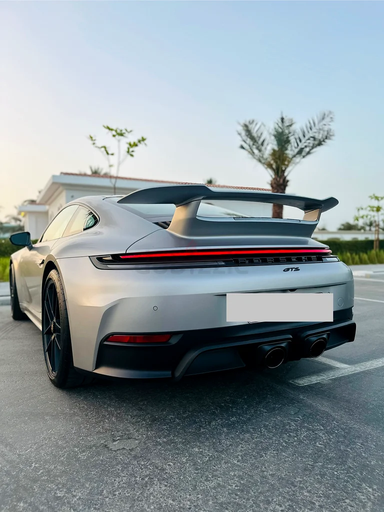 Dubai63151843594498112