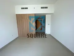 studio / Balcony / Vacant / brand new