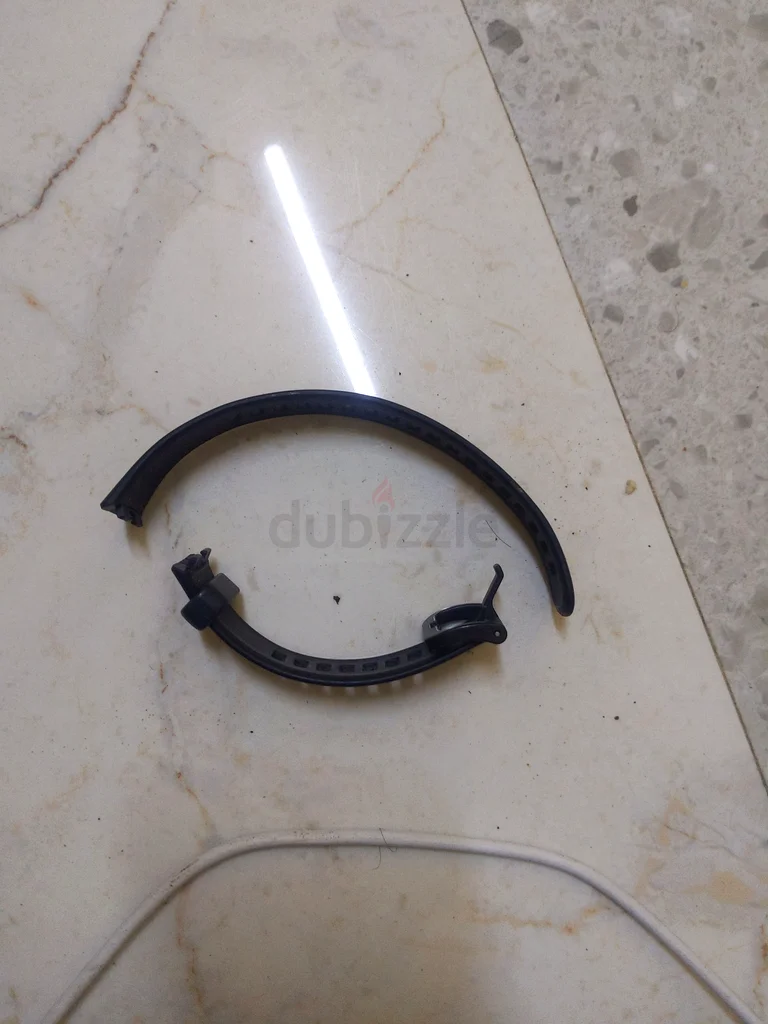 Hawei band 8  - Great Condition! - No box. Price negotiable or for trade63262408444163111