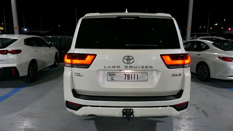 Landcruiser 3.5 GXR Twin Turbo63158340377731111
