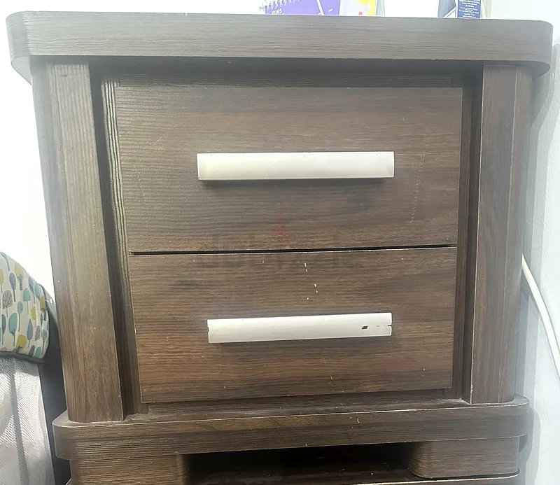 Bed sides for urgent sale63211420518145111
