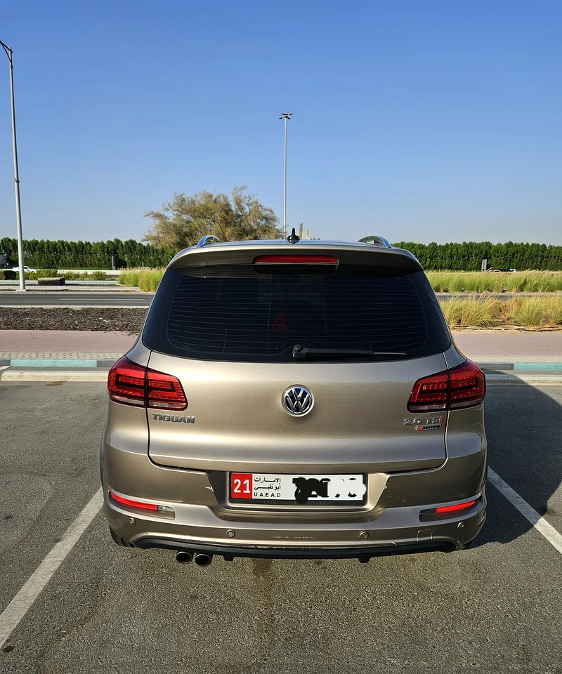 VOLKSWAGEN TIGUAN 2016 GCC SPECS LOW MILEAGE63135978665474113