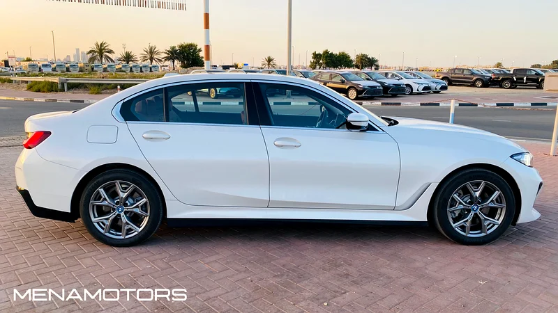 BMW eDrive 35L63138716561411113