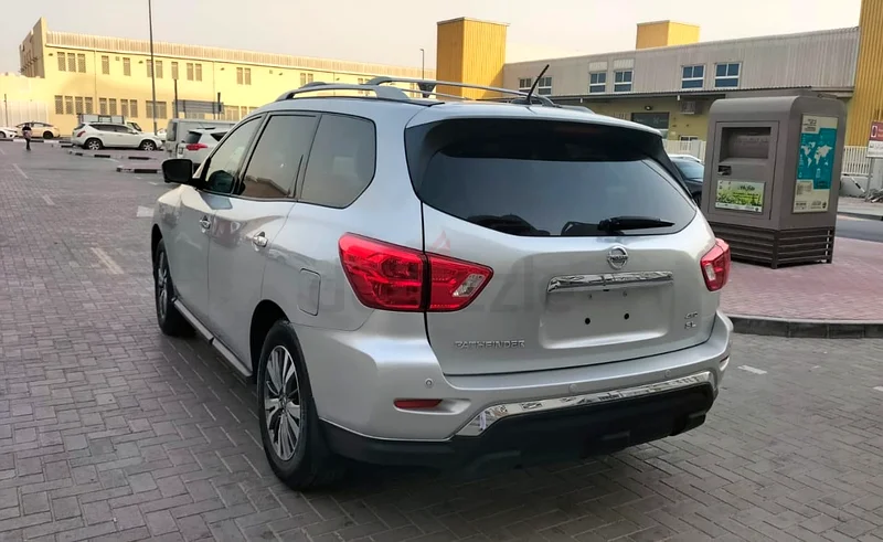 2017 Nissan Pathfinder SL – Leather, Loaded, Great Condition.63148166012162113