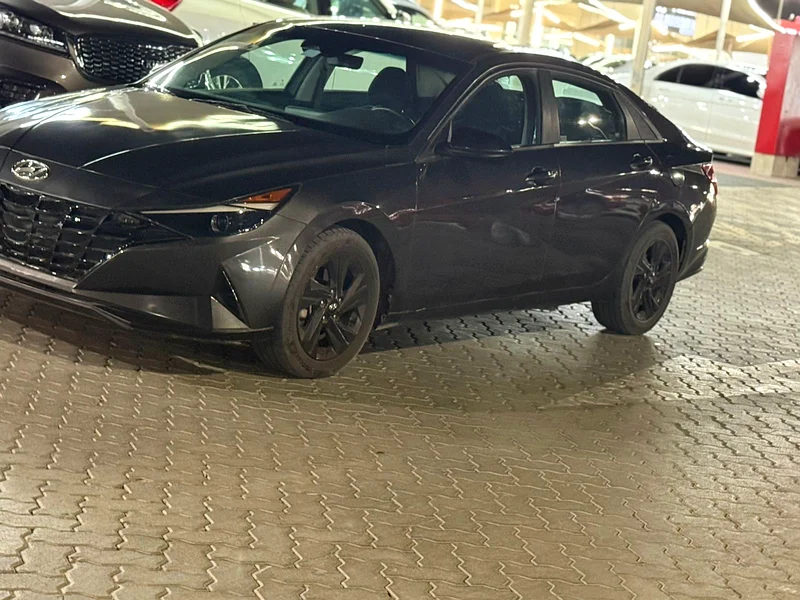 The car is in excellent condition and has no problems.63150945372035114