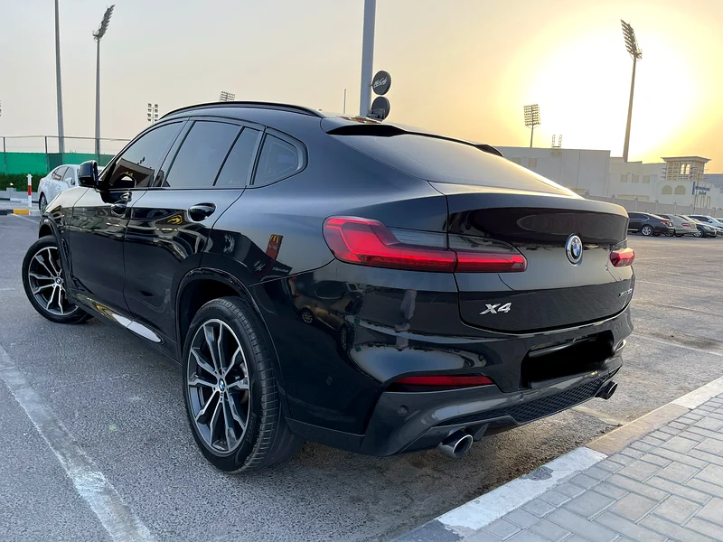 بي إم دبليو X4 3.0i 2020 جي سي سي، المالك الأول63142582183937113